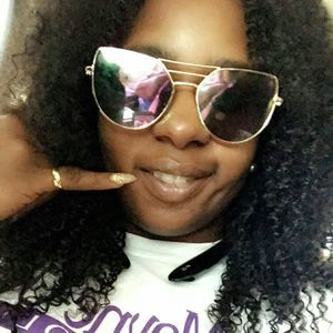 Meet your Posher, Lanisha